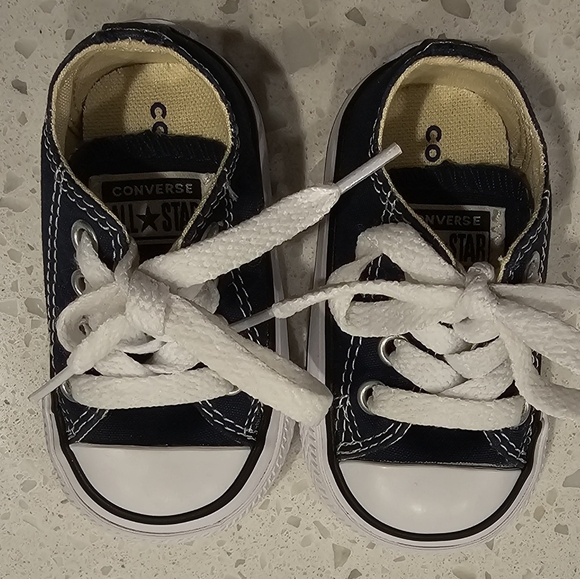 Converse Navy Blue Toddler Sneakers sz 2 - Picture 7 of 7